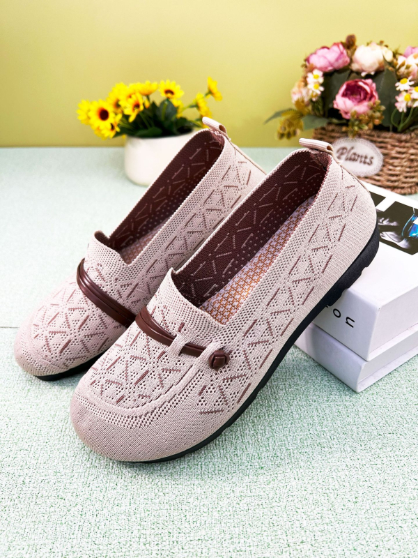 Ženske lazy slip-on cipele s gornjim dijelom od fly-weave, okrugli vrh, niski ravni đon 1-3 cm, PVC đon