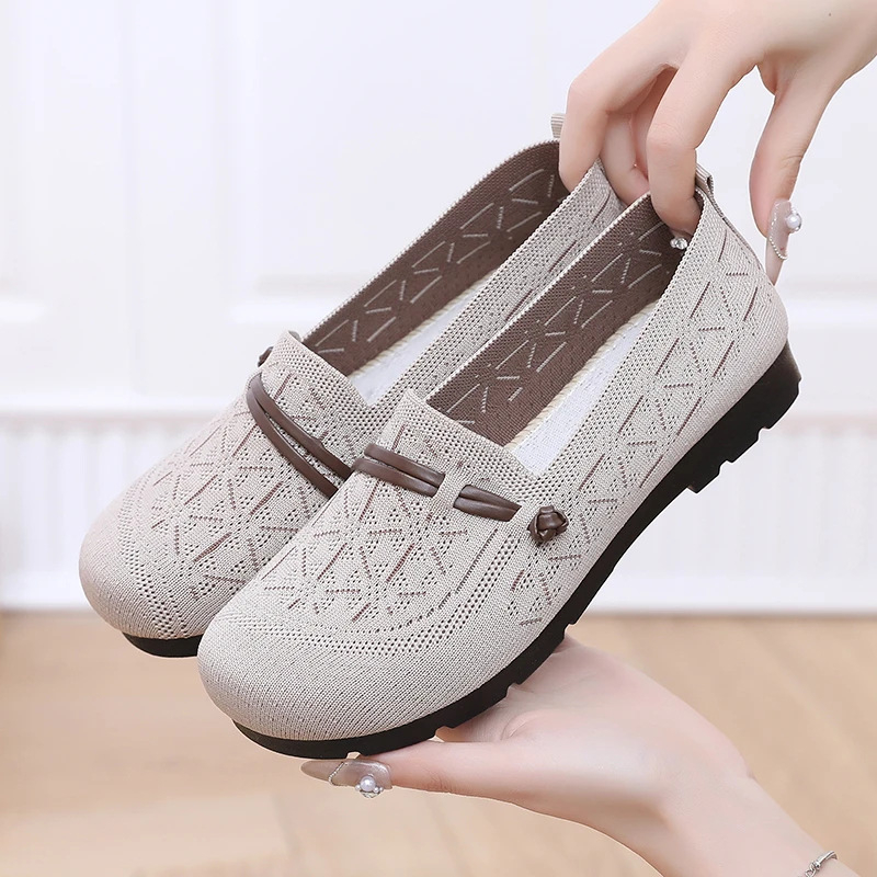 Ženske lazy slip-on cipele s gornjim dijelom od fly-weave, okrugli vrh, niski ravni đon 1-3 cm, PVC đon