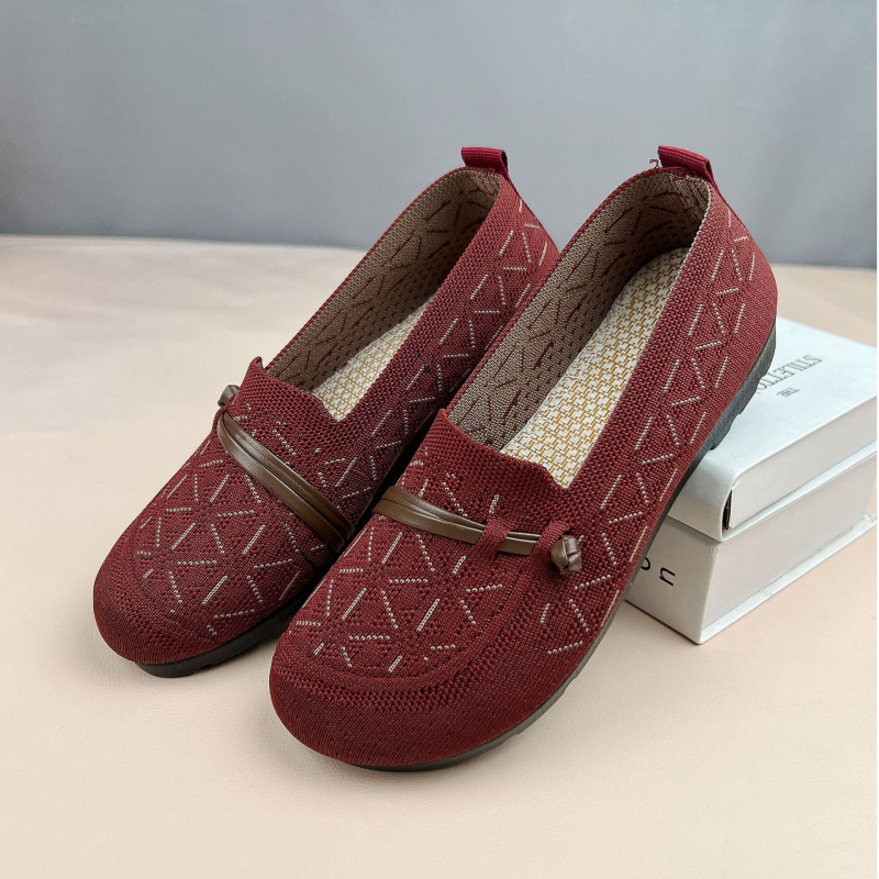 Ženske lazy slip-on cipele s gornjim dijelom od fly-weave, okrugli vrh, niski ravni đon 1-3 cm, PVC đon