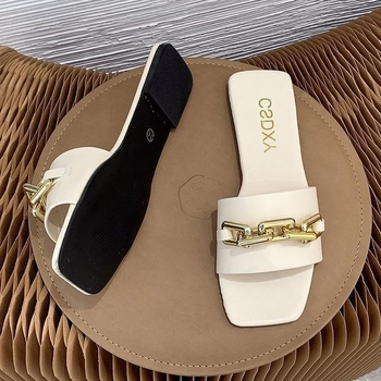 Sandale de vară pentru femei, curea cu lanț metalic pe o singură bandă, stil coreean; partea superioară: PU artificial; talpă: cauciuc; model: monocrom