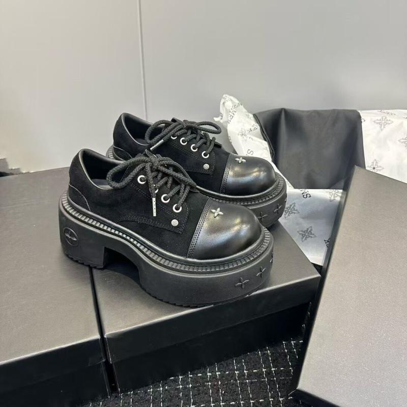 Derby kingad – ümmarguse ninaga, veisliha nahk, veepõhja värviga nahk, eesmine luku kinnis, TPR kannatala, kand 6–8 cm