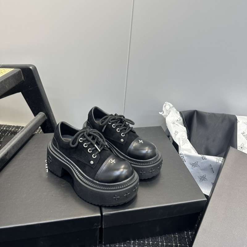 Platvormi Derby naiste kingad, pealisk: ehtne nahk, nööriga kinnitused, ümar varvas, paks padi, konts 6–8 cm