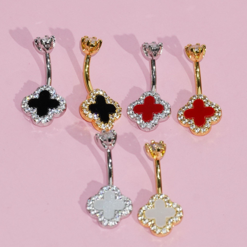 Nabas gredzens ar četrlapu laimi no nerūsējošā tērauda un vara, ar mātes pērļu iekšējā ielikuma un cirkoniem, sieviešu stils, pielāgojams