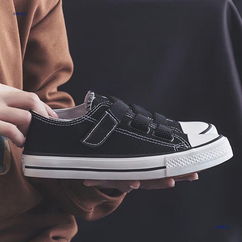 Zemā profila kanvaskurpes ar gumijas zoli, elpojoša tīkla oderējums, lipīgs aizvērums Velcro, Korejas stils