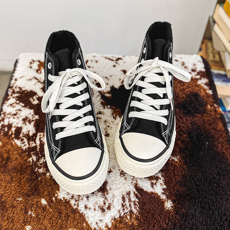 Kanvas kurpes Korejas stilā, zemā augšdaļa, mākslīgā pūka iekšējā oderē, vulkanizēta zole, ziemas lietošanai