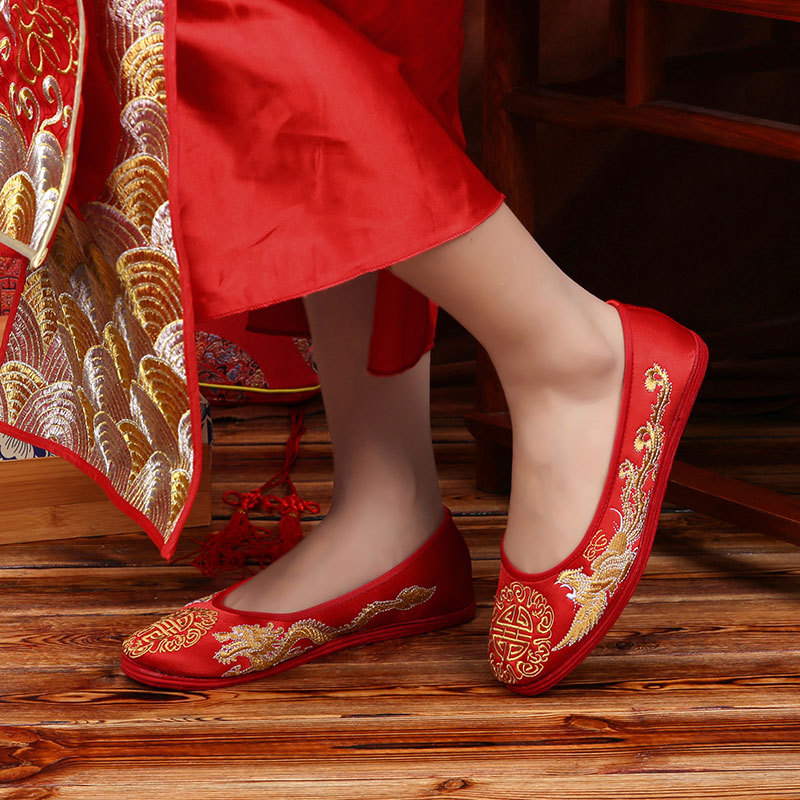 Etniškos satininės vestuvinės bateliai su drakono ir fenikso siuvinėjimu, plokščias kulnas, vestuviniam banketui