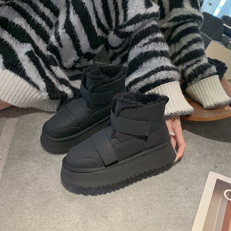 Ženske zimske čizme - korejskog stila, debela potplat, fleece podstavljena, Velcro zatvarač, gležnjače
