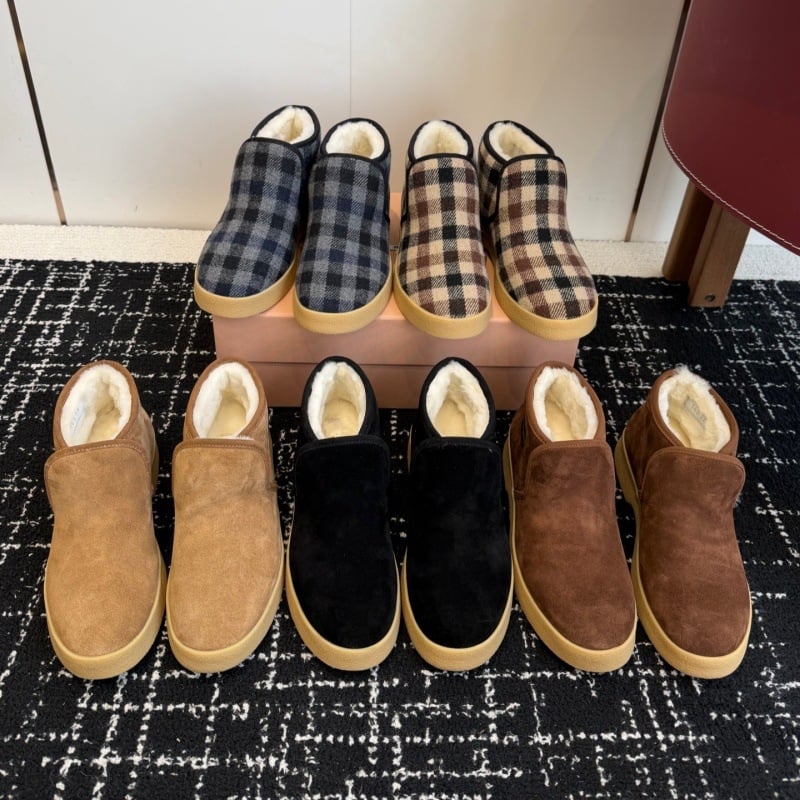 Ženske zimske čizme - visok gornji dio, okrugli vrh prsta, gornji dio od nubuka teleće kože, vunena unutarnja podstava, gumena potplata