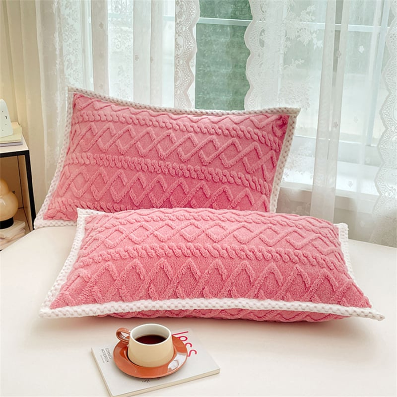 Jastučnica – moderan minimalistički dizajn; 100% poliester; reaktivni ispis i bojanje; tkanina: drugi; obrada i prilagodba dostupni