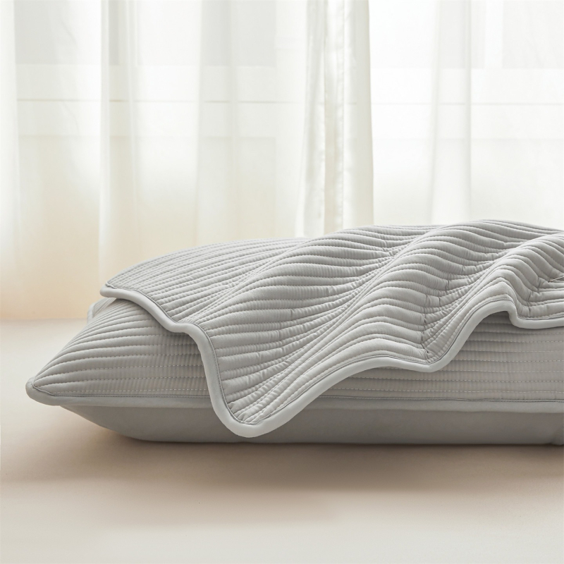 Jastučnica s izolacijskim jezgrom, kapitonirana, vodootporna i otporna na ulje, materijal poliester-bavalo