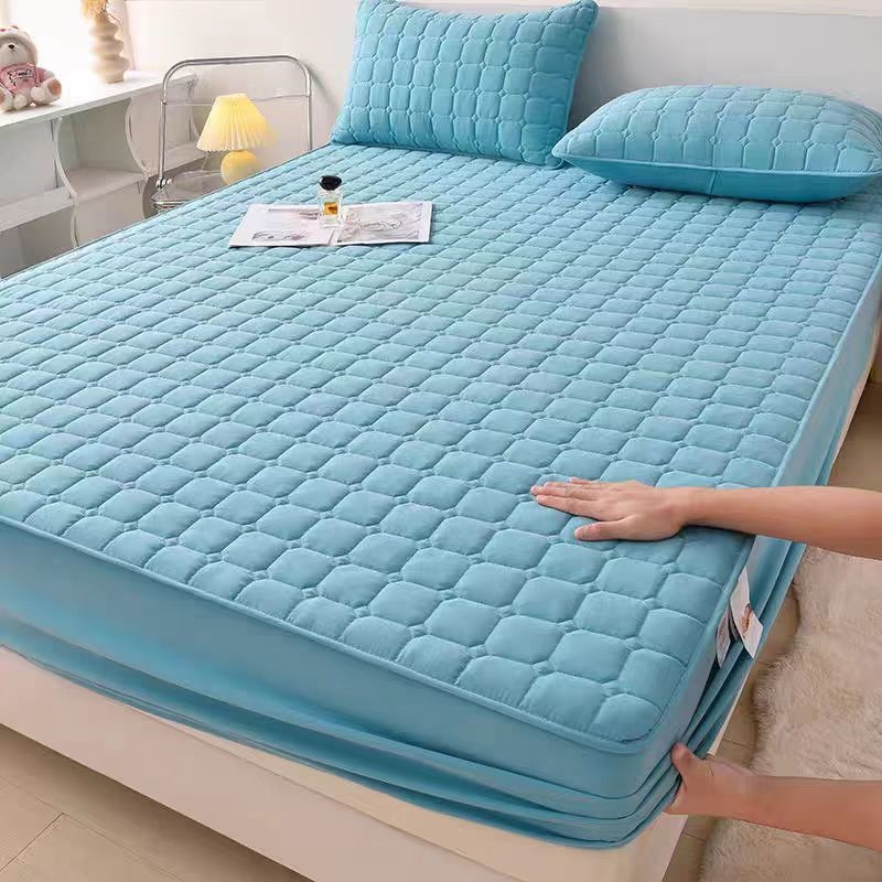 Navlaka za madrac sa gumicom: poliester, počesana tkanina, jednobojna, 300–500 g, za sve sezone