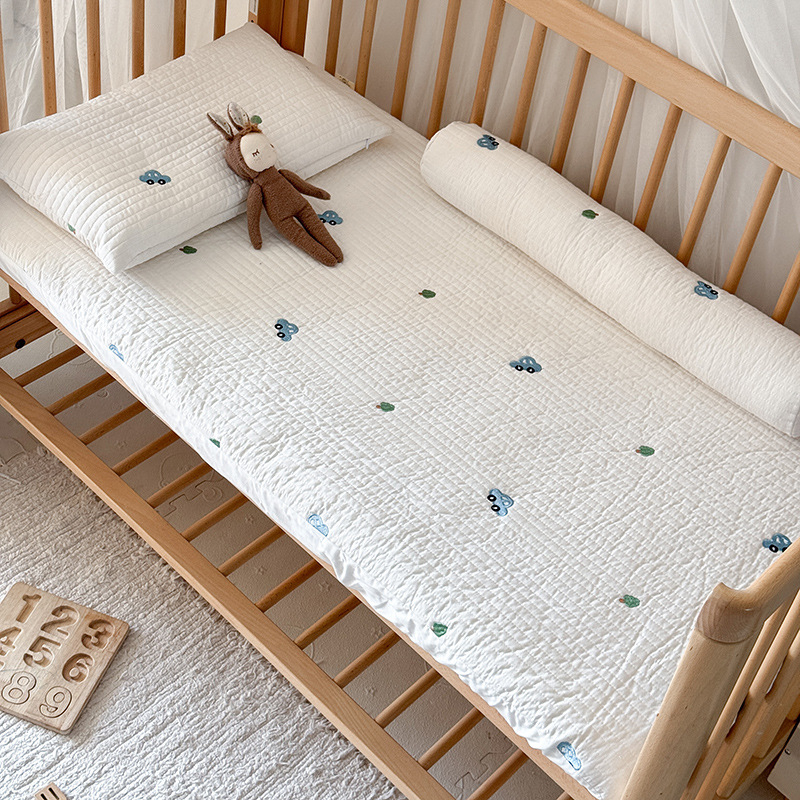 A razina 100% pamuk opran prilagođljivi plahte za dječji krevetić jedan komad quiltirana patchwork navlaka za madrac s crtić motivom 60 cm