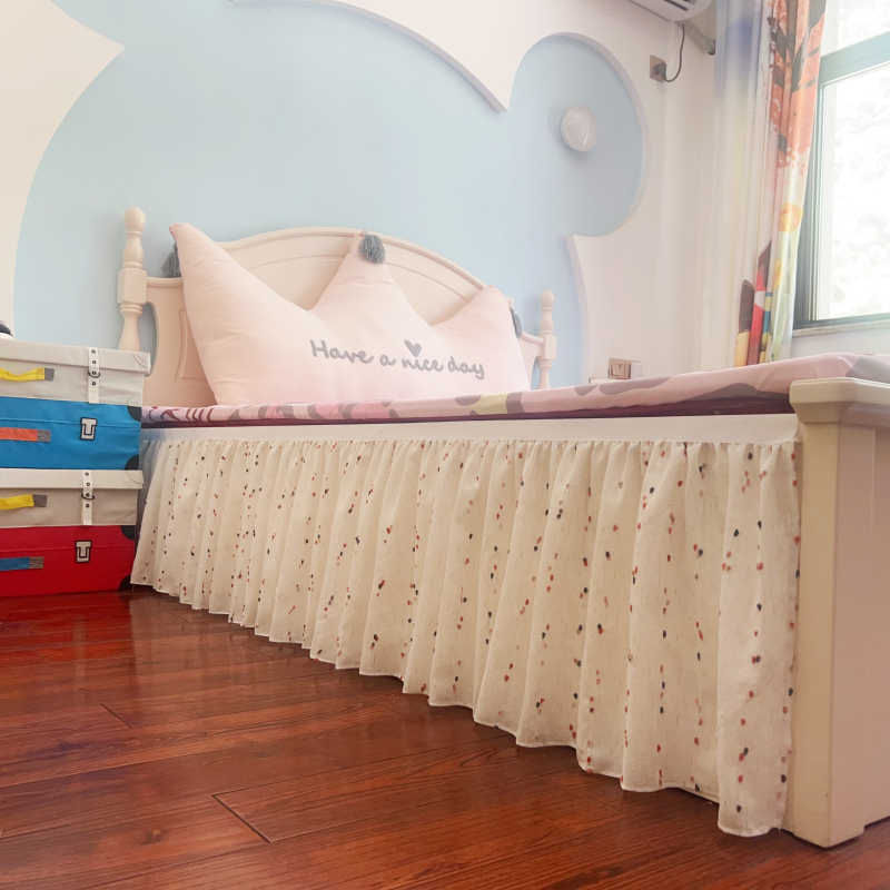 Prekrivač za krevet s Velcro kopčama, odvojiva posteljna suknja, romantičan gazni stil, uzorak 69850, vlaknasto farbanje, reaktivno tiskanje, materijal: svila s floralnim uzorkom