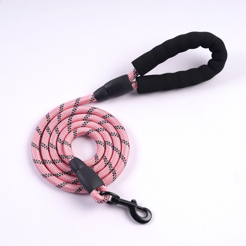 Nailoninis šuns pavadėlis, neatsitraukiantis, pagamintas Zhejiang, kategorija: naminiams gyvūnams grandinės ir virvės