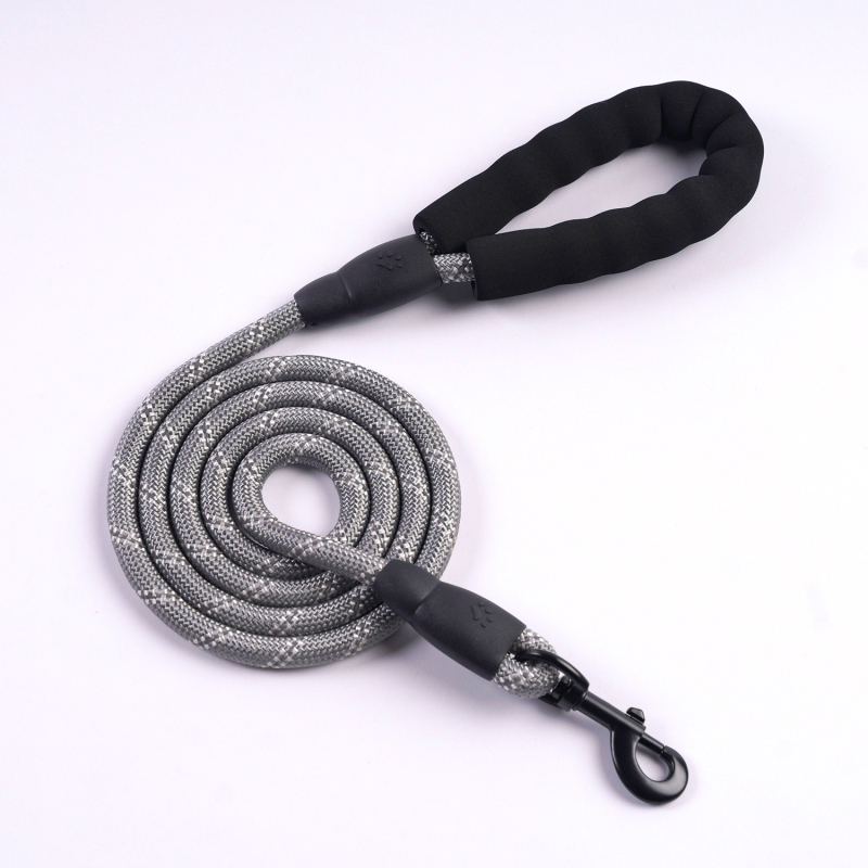 Nailoninis šuns pavadėlis, neatsitraukiantis, pagamintas Zhejiang, kategorija: naminiams gyvūnams grandinės ir virvės