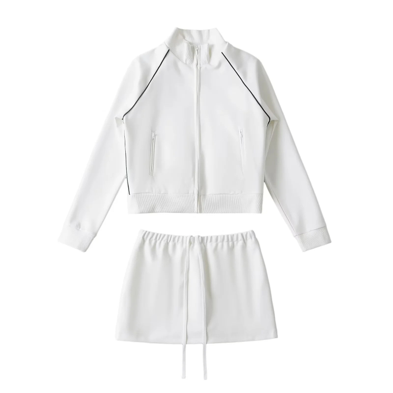 Skup suknje i sakoa s raglan rukavima, stojeći ovratnik; mini suknja; pamuk-poliester smjesa; 90–95% pamuka; kolage šivanje