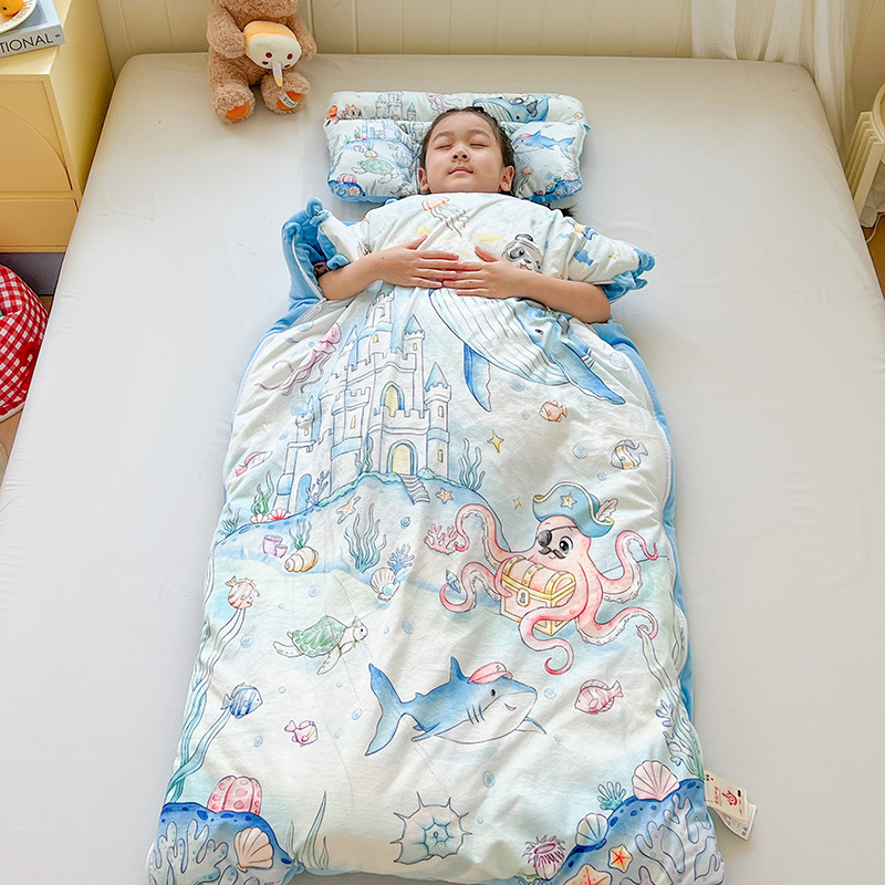 Laste velvetist magamiskott, kiudude täidis, sünteetiline kangas, kaal 1.6-2 kg