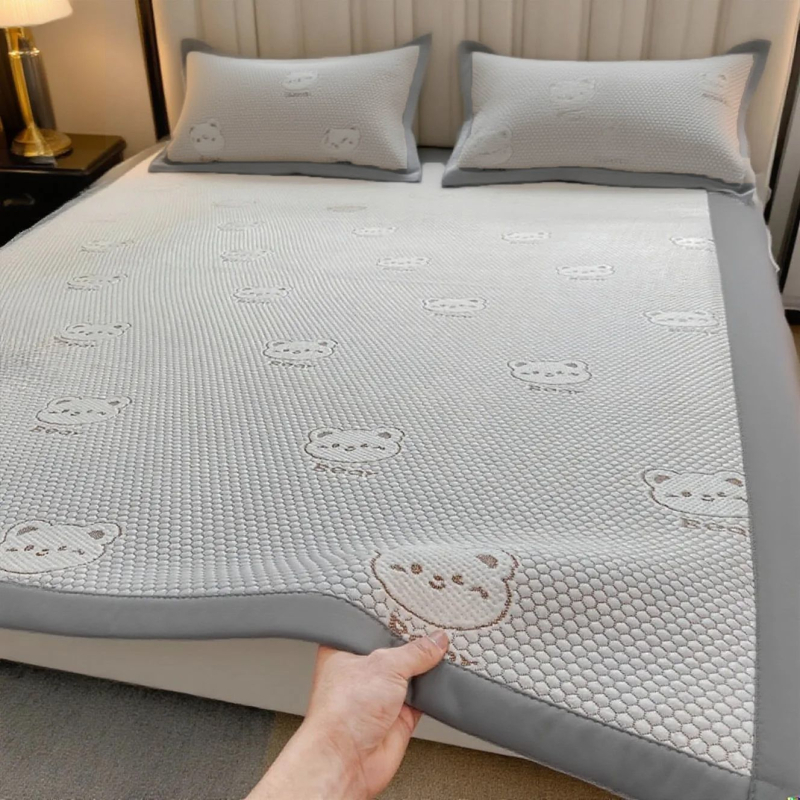 Troje dijelova Ice Silk cooling mat za krevet, Jacquard tkanina, viskozna vlakna, moderan minimalistički stil