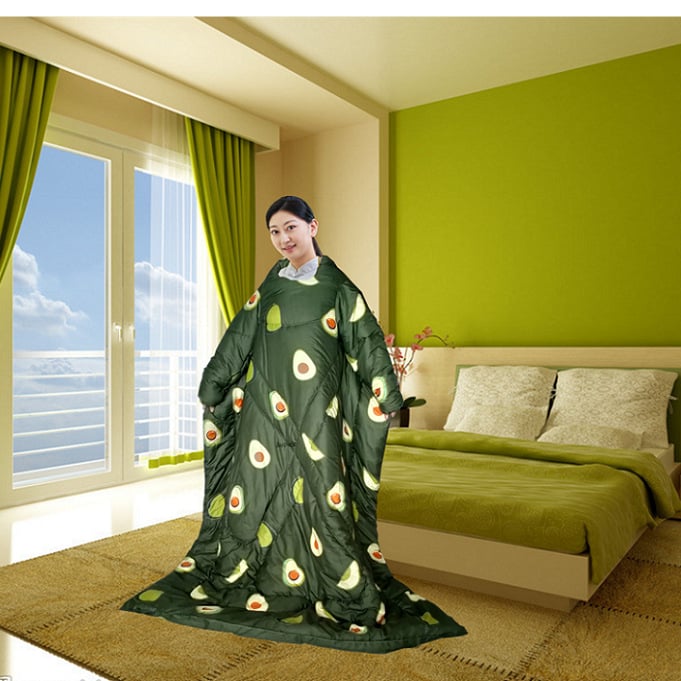 Cuvertură cu mâneci și pernă, căptușeală pluș pentru vârstnici — pătură purtabilă de iarnă pentru utilizatorii de scaun cu rotile; greutate maximă 0,5 kg; material din bumbac 100%; țesătură: brushed, țesătură simplă; umplutură 90–100% fibră chimică