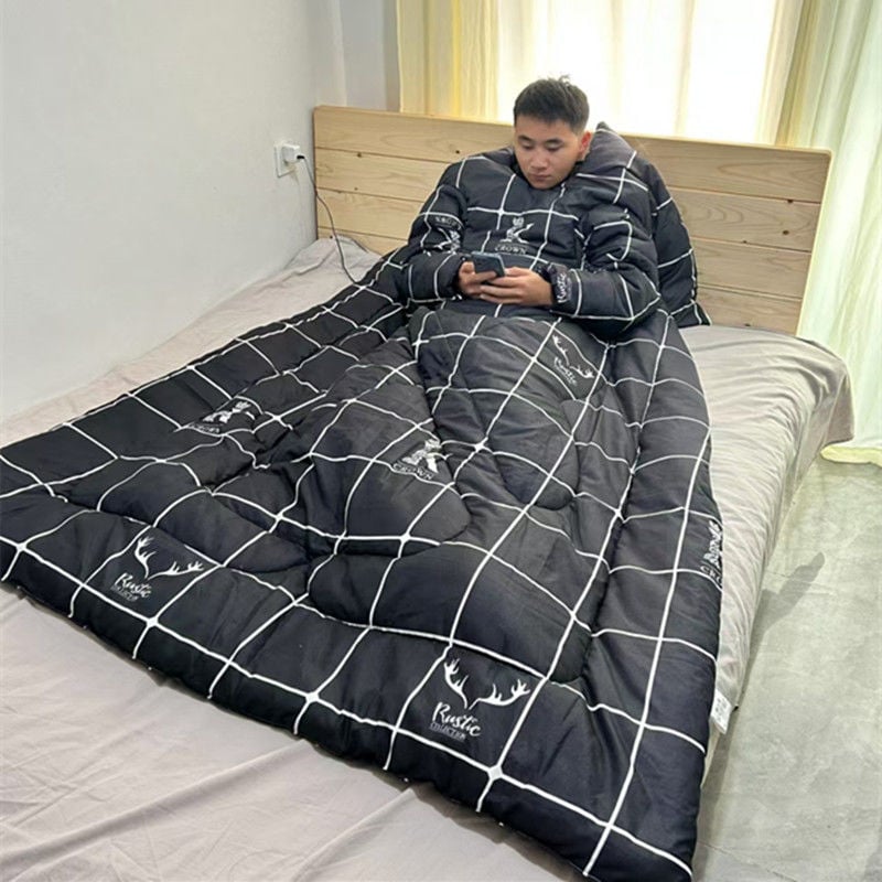 Cuvertură cu mâneci și pernă, căptușeală pluș pentru vârstnici — pătură purtabilă de iarnă pentru utilizatorii de scaun cu rotile; greutate maximă 0,5 kg; material din bumbac 100%; țesătură: brushed, țesătură simplă; umplutură 90–100% fibră chimică