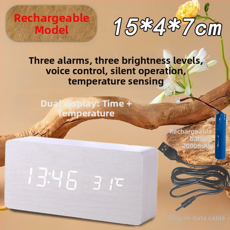 Квадратен дървен будилник с светещ дисплей, презареждаема батерия, безшумен ход, циферблат от закалено стъкло – настолен часовник в скандинавски стил