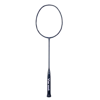 Raketa za badminton — okvir od karbonskih vlakana, težina 80–84 g, direktan udarac, srednja tvrdoća, materijal žica: najlon (Ključne specifikacije: okvir od karbonskih vlakana; težina 80–84 g; direktan udarac; srednja tvrdoća; materijal žica: najlon)