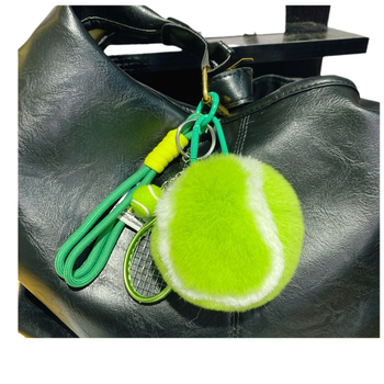 Pandantiv pluș pentru geantă tenis din blană de iepure Rex – calitate înaltă; model: tenis; stil: Tendință Personală (Material: Blană Rex iepure; Model: Tenis; Stil: Tendință Personală)