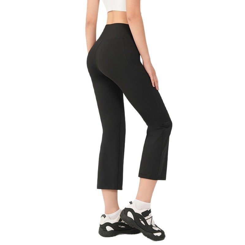 Sieviešu joga bikses ar augstu jostu, īss griezums, elpojošs neilona-spandeksa audums (80% neilona, 20% spandeksa).