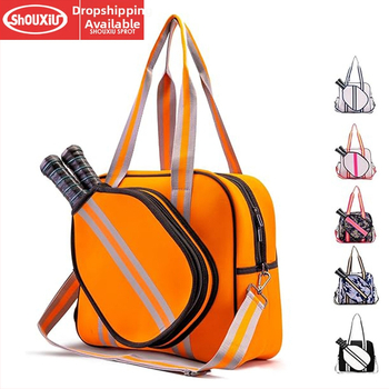 Tenisa un svarbola soma ar sausā/mitrā atdalīšana, liels ietilpība, piemērota āra sportiem, pickleball