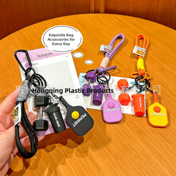 Σετ ρακέτες pickleball με καρτούν στυλ, μπρελόκ κλειδιών, μπουκάλι νερού ντοπαμίνης και μενταγιόν για σακίδιο