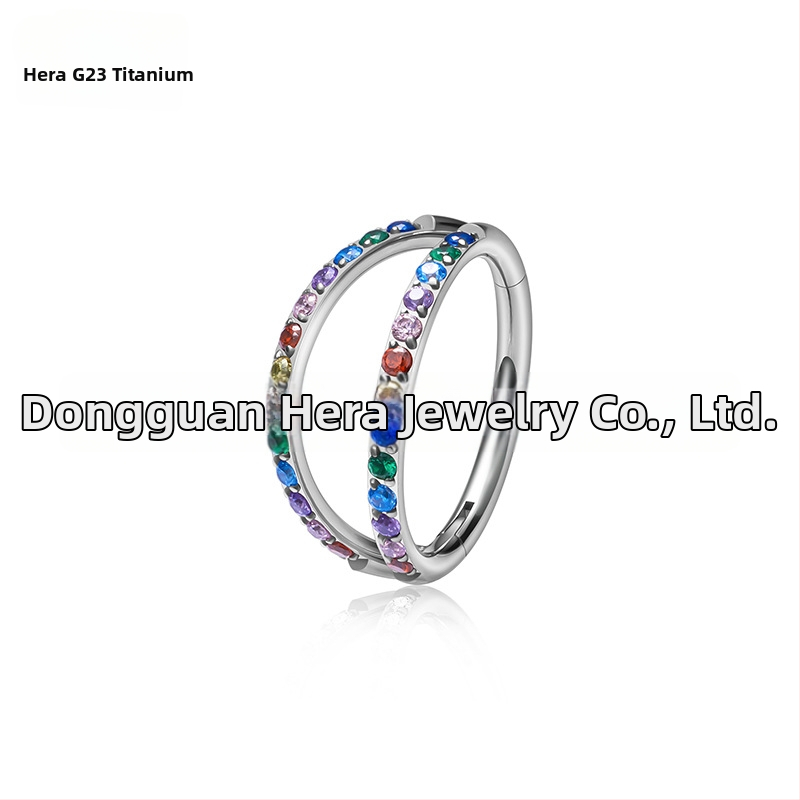 Nosis žiedas su cirkonų įdėklu, G23 titano lydinys, dviguba briauna su deimantais, išgraviruoti piercing papuošalai