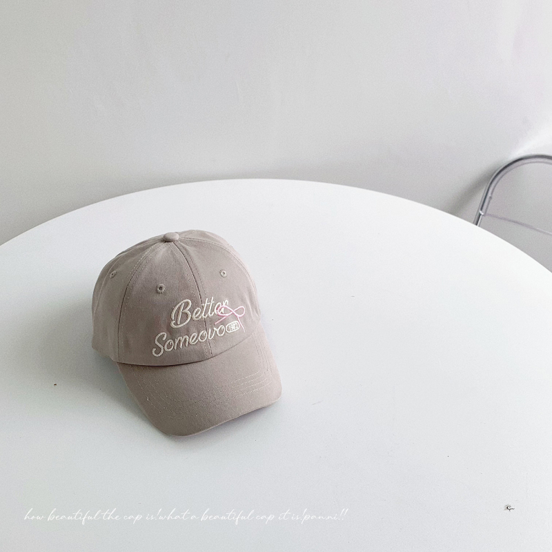 Детска бейзболна шапка от памук, извита козирка, куполна корона, бродерия с букви и панделка, защита от слънцето