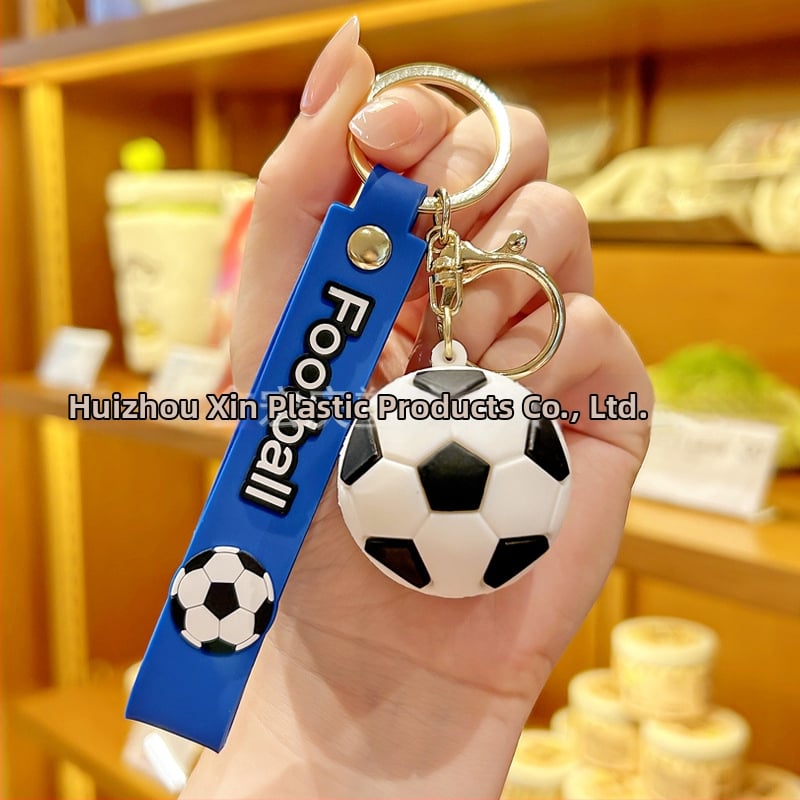 Breloc de chei cu design de mingi sportive (Plastic • Licență IP: Da • Nume IP: Serial de desene animate • Stil drăguț)