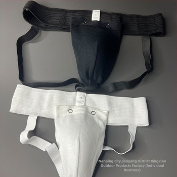 Levehető ágyékvédő harcművészetekhez (Sanda, Taekwondo, Karate) és futballhoz, hokijához