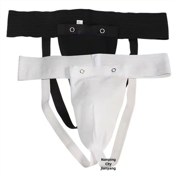 Levehető ágyékvédő harcművészetekhez (Sanda, Taekwondo, Karate) és futballhoz, hokijához