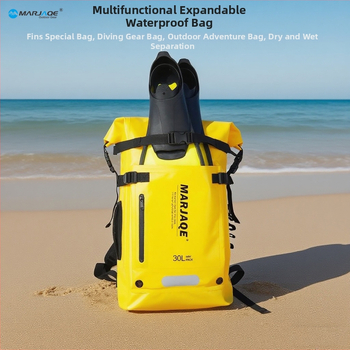 Daudzfunkcionāla ūdensneca mugursoma āra aktivitātēm, 30 L ietilpība; materiāls 500D PVC mesh audums; ūdensnecaurlaidīgs audums; svītrainais raksts; piemērota brīvās niršanas, peldēšanas un raftinga nodarbībām; universāla.