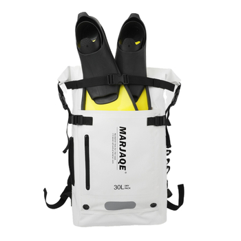 Daudzfunkcionāla ūdensneca mugursoma āra aktivitātēm, 30 L ietilpība; materiāls 500D PVC mesh audums; ūdensnecaurlaidīgs audums; svītrainais raksts; piemērota brīvās niršanas, peldēšanas un raftinga nodarbībām; universāla.