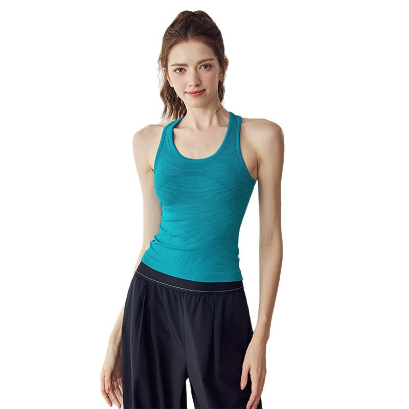 Ženski joga top s integriranim jastučićima za prsima, odvlaži vlagu, materijal najlon-spandeks, uski kroj, pogodan za trčanje i trening