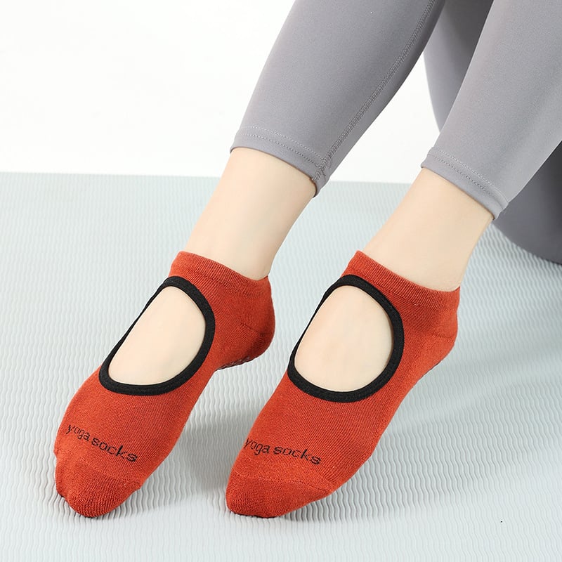 Yoga čarape s anti-slip značajkama za fitness | pamuk 95–100%, jednostruko pletene, 168 šavova