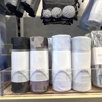 Drukāts jogas dvielis, piemērots jogas matam, pārnēsājams un salokāms, pretslīdošs, sviedru uzsūcējs, velūra tekstūra