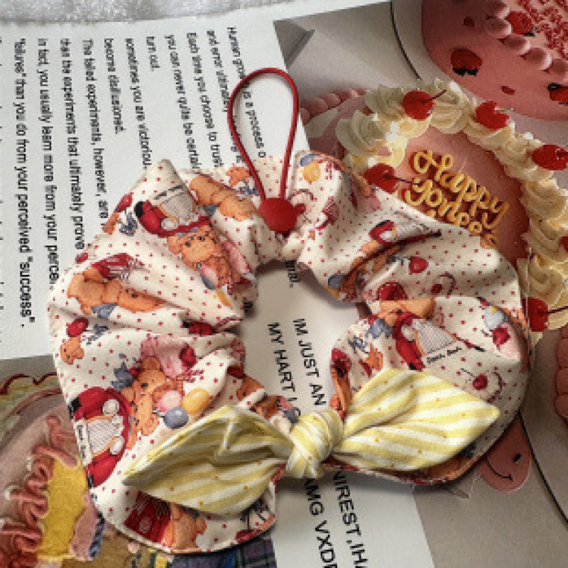 Kiskedvenceknek szóló masni – kockás mintázat, pamut anyag, Ol márka, hercegnő stílus