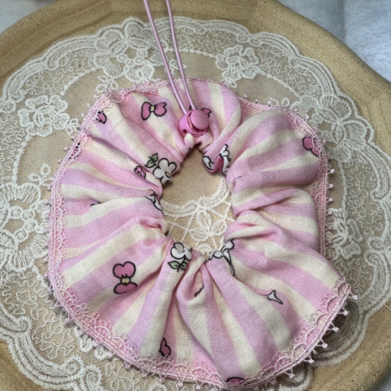 Kiskedvenceknek szóló masni – kockás mintázat, pamut anyag, Ol márka, hercegnő stílus