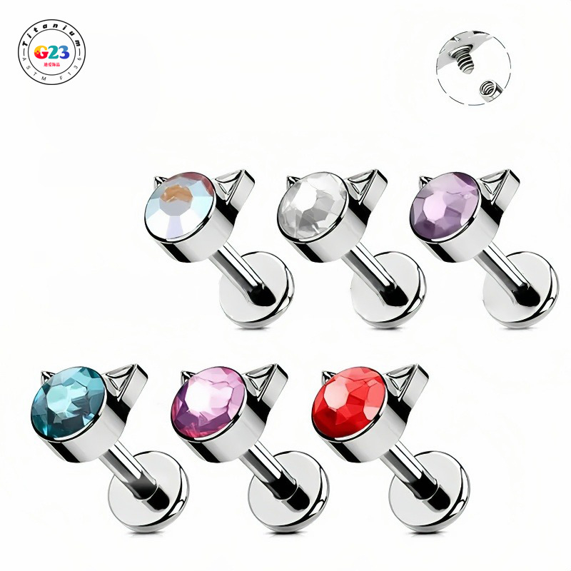 Titano lydinio auskarai su katės ausimi, cirkonas, G23 kokybė, F136 tyrumas, poliruotas paviršius, unisex biuro stilius