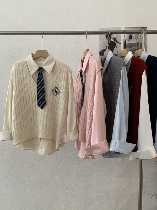 Krekliņš divdaļīgā koledžas stilā, Cupro šķiedra, garas piedurknes, vidējā garuma, Cupro saturs 30–50%