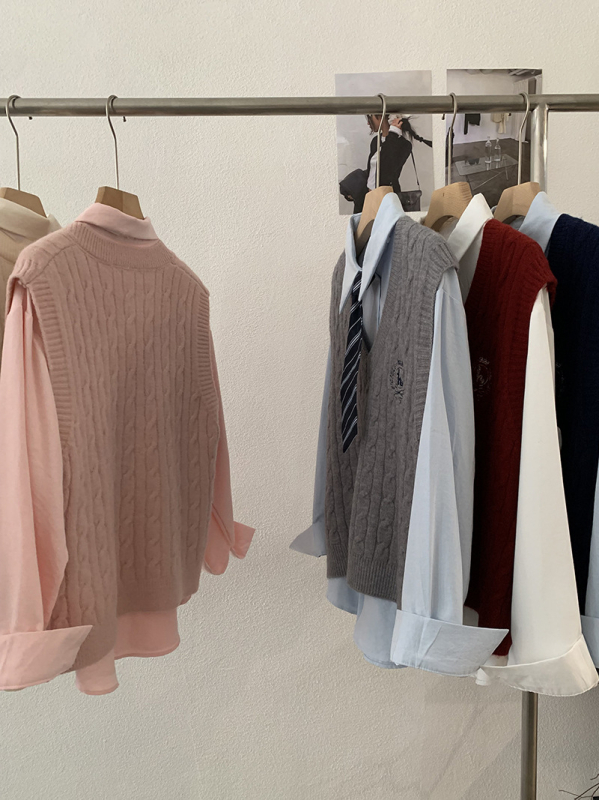 Krekliņš divdaļīgā koledžas stilā, Cupro šķiedra, garas piedurknes, vidējā garuma, Cupro saturs 30–50%