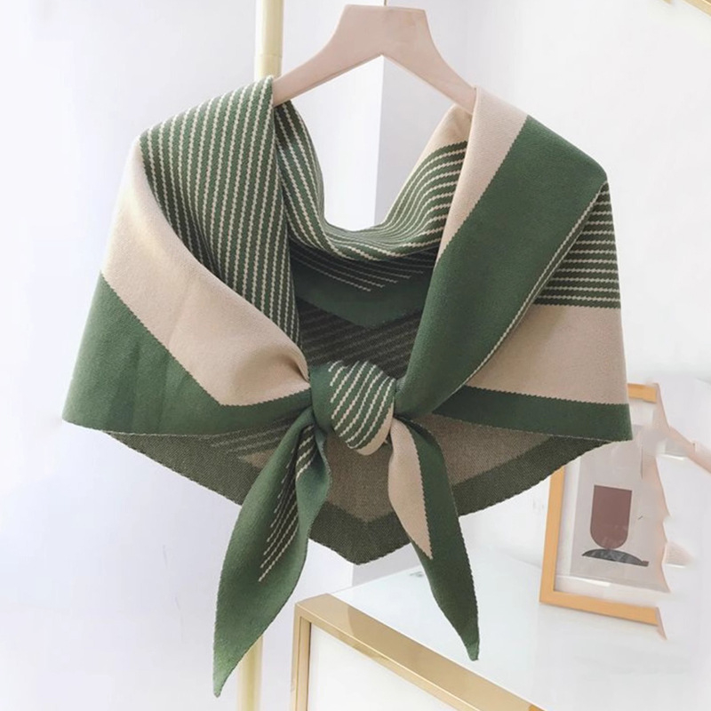 Șal din lână în stil coreean, triunghiular tricotat cu model blocuri de culori, accesoriu decorativ feminin pentru primăvară-vară-toamnă