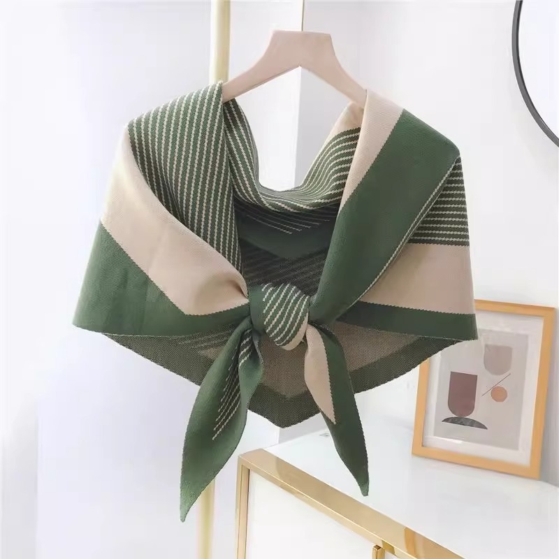 Șal din lână în stil coreean, triunghiular tricotat cu model blocuri de culori, accesoriu decorativ feminin pentru primăvară-vară-toamnă