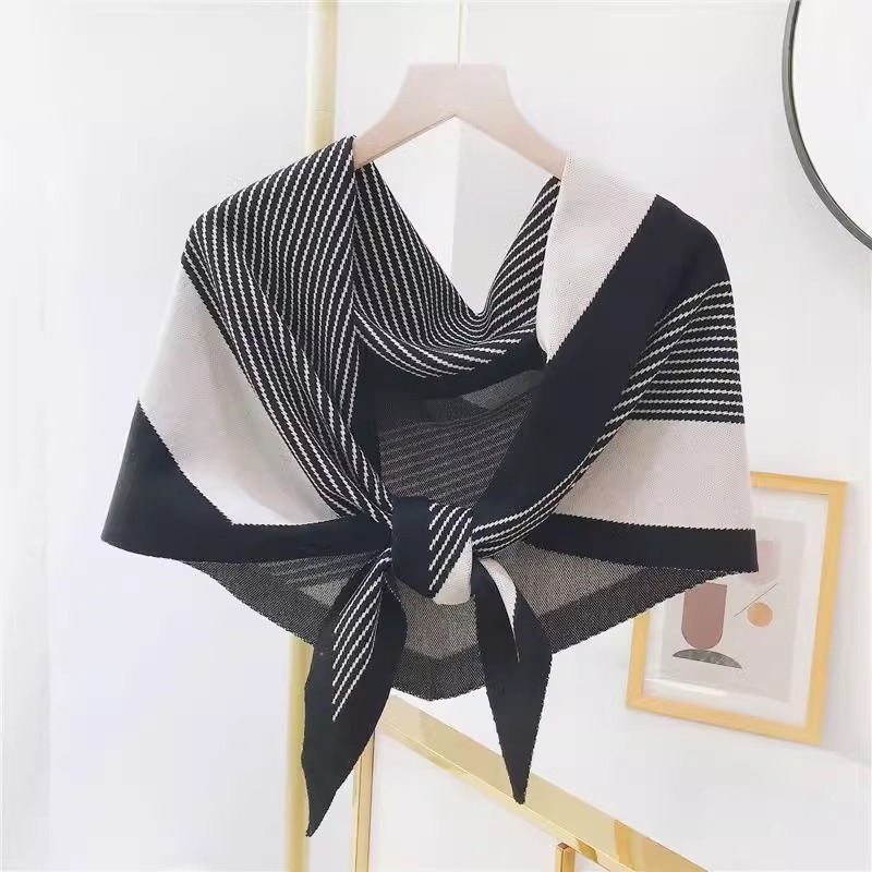 Șal din lână în stil coreean, triunghiular tricotat cu model blocuri de culori, accesoriu decorativ feminin pentru primăvară-vară-toamnă