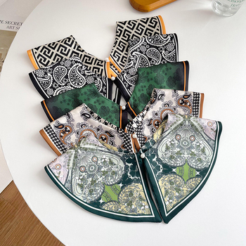 Yi Jue női galléros sál, gyöngyös kapoccsal, totem mintázat, poliészter szövés belső poliészter bélés, japán-koreai édes stílus, tavasz 2023