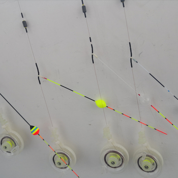 Set opreme za drift ribolov — plastična konstrukcija, plovak i dijelovi role; Suzuki Fishing Gear